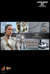 Star Wars: The Force Awakens Rey (Resistance Outfit) 1/6th Scale Collectible Figure