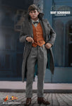 Fantastic Beasts: The Crimes of Grindelwald Newt Scamander 1/6th Scale Collectible Figure